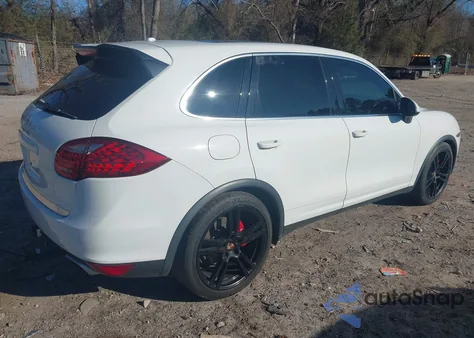 2013 Porsche Cayenne S z USA, uszkodzony, nr VIN WP1AB2A26DLA85634